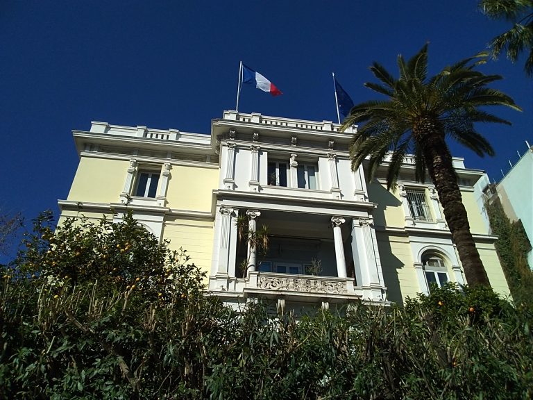 ΕΚΤΕΡ: 2,5 εκ. ευρώ για να αλλάξει την πρόσοψη της Γαλλικής Πρεσβείας της Αθήνας