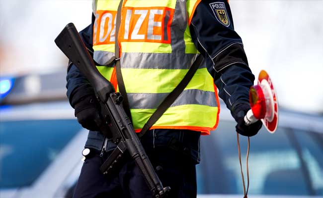 Το αυγό του φιδιού: 400 αστυνομικοί στο πειθαρχικό για ακροδεξιές απόψεις στη Γερμανία