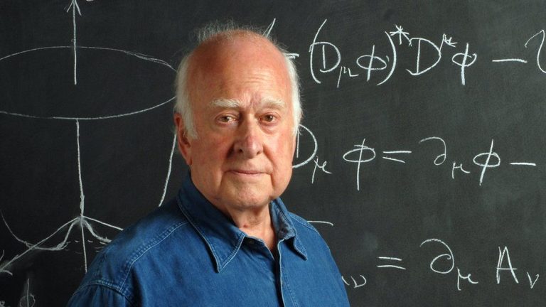 Πέθανε ο νομπελίστας φυσικός Πίτερ Χιγκς που ανακάλυψε το «σωματίδιο του Θεού»