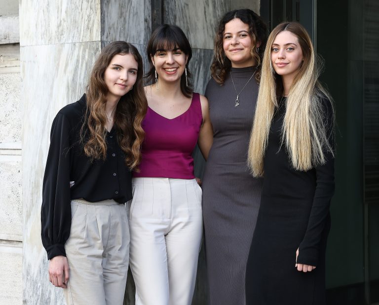 Φοιτήτριες της Νομικής Αθηνών κέρδισαν στον 17ο Διεθνή Διαγωνισμό Εικονικής Δίκης Ρωμαϊκού Δικαίου