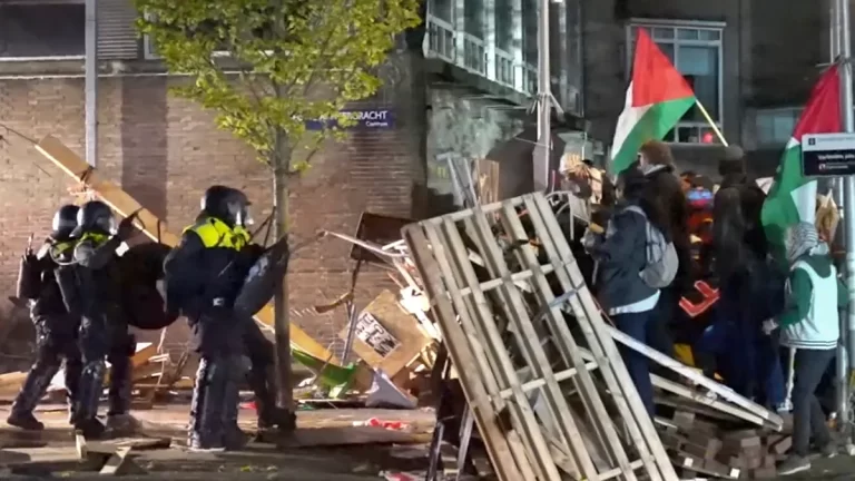 Άμστερνταμ: Επεισόδια και δεκάδες συλλήψεις σε κινητοποιήσεις για τη Γάζα