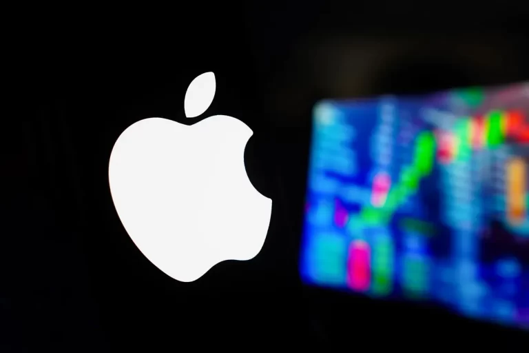 Πώς η Apple πρόσθεσε 215 δισ. δολάρια στην αξία της σε μία συνεδρία