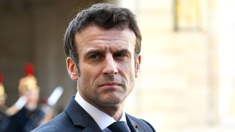 Γαλλία: O Μακρόν ανακοίνωσε εκλογές μετά τη συντριπτική ήττα από τη Λεπέν