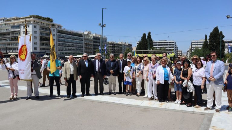 571ή επέτειο από την Άλωση της Πόλης: Οι Κωνσταντινουπολίτες τίμησαν τους πεσόντες