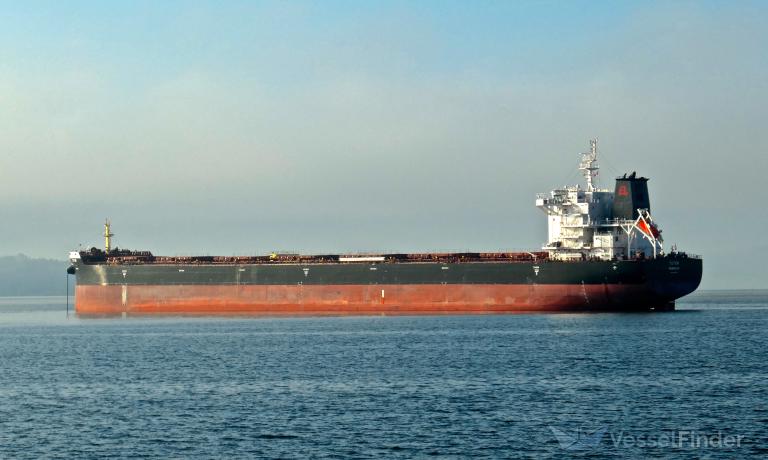 Επίθεση Χούθι σε ελληνόκτητο εμπορικό πλοίο στην Ερυθρά – Ενδέχεται να βυθιστεί, εκτός κινδύνου οι ναυτικοί