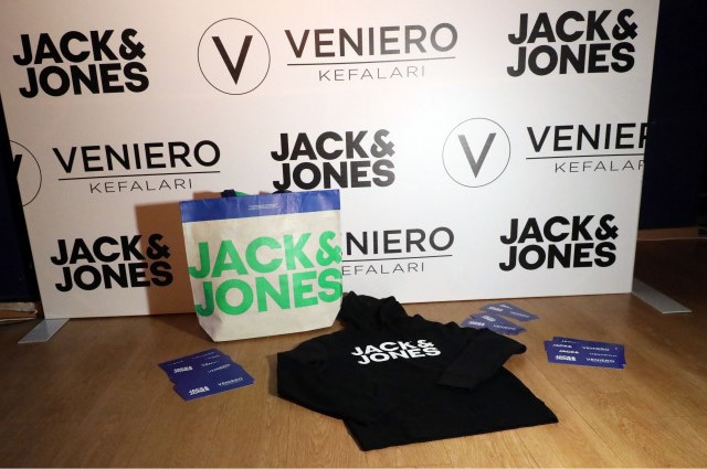 Η Jack & Jones συνάντησε το “Veniero” σε εορταστικό κλίμα